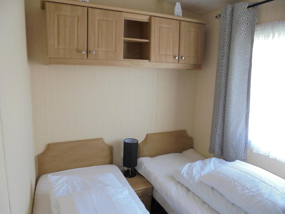 The Wolds: The Wolds:- 6 Berth, Central Heated Ingoldmells Bagian luar foto